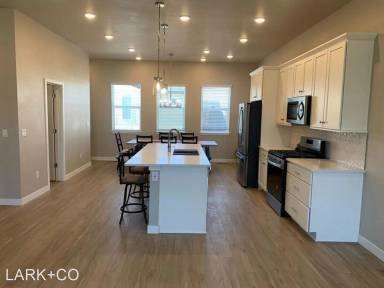 Main picture of 6231 Dayton Ct