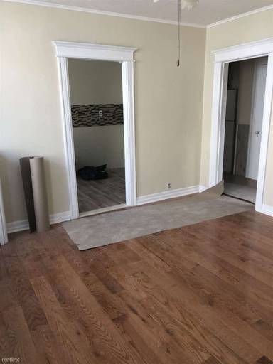 Main picture of 7841 73rd Pl