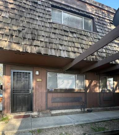 Main picture of 2109 L St