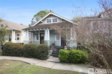 Main picture of 2119 Fern St