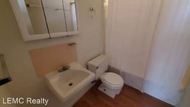 Main picture of 13th Avenue