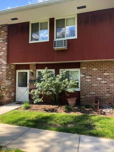 Main picture of 25 Orchard Ln