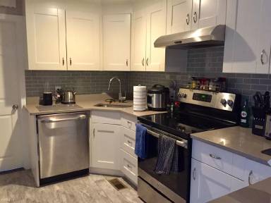 Main picture of 75 Linden St