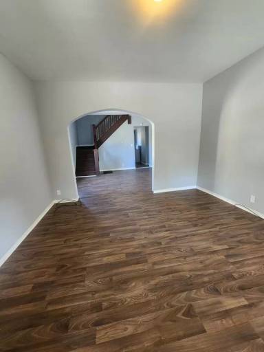 Main picture of 943 N Dearborn St