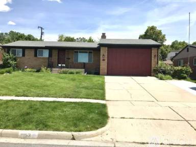 Main picture of 1953 S Davis Blvd