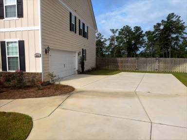 Main picture of 3031 Haynes Station Dr