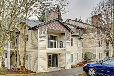 Main picture of On the Green Apartment Homes