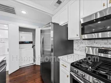 Main picture of 52 Congress St