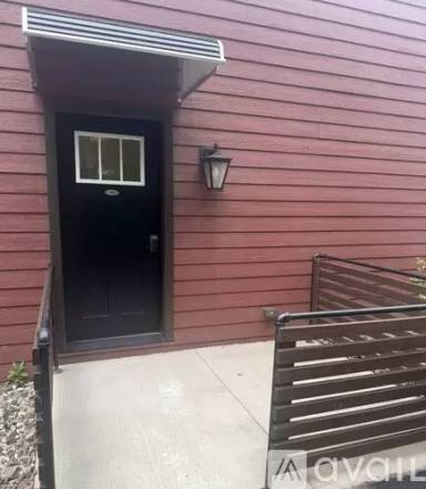 Main picture of 24 Beacon St