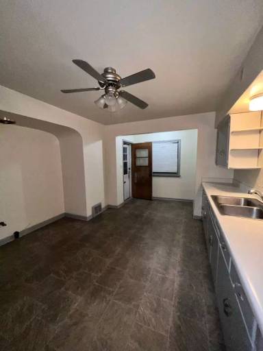 Main picture of 1417-1419 Shoreland Dr