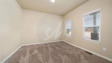 Main picture of 867 Salmon Pond Way