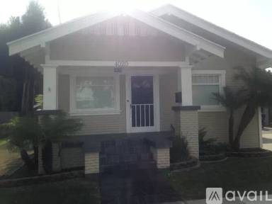 Main picture of 4020 E Massachusetts St
