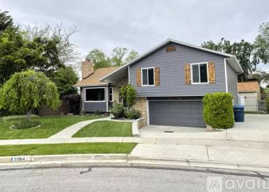 Main picture of 9064 S Cheshire Cir