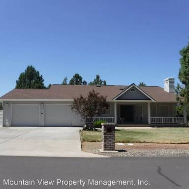 Main picture of 892 NW Chelsea Loop
