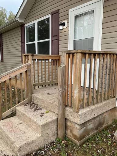 Main picture of 239 Orleans Dr