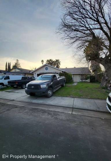 Main picture of 8435 Lorraine Ave