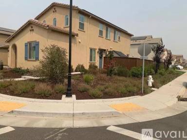 Main picture of 10241 Soprano Way