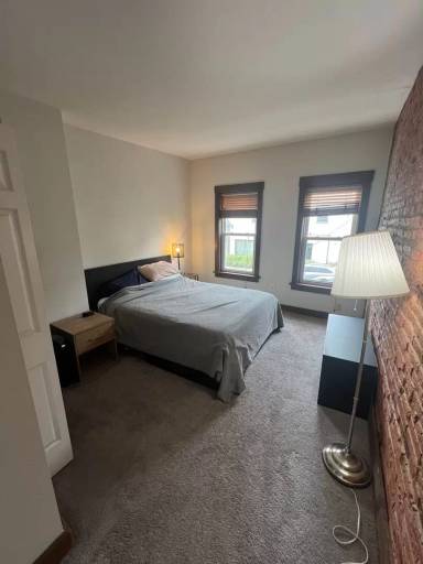 Main picture of 222 W Walnut St