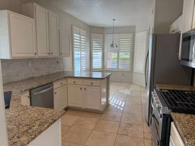 Main picture of 1005 Via Chamisa NE