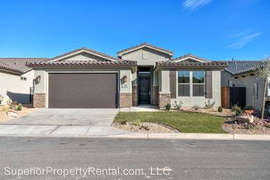 Main picture of 204 W Green Jade Dr