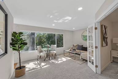 Main picture of 455 Crescent St Apartments