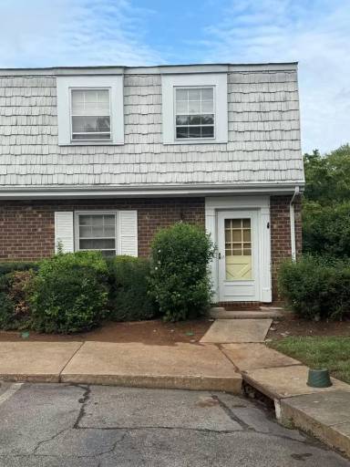Main picture of 2930 Saint Marks Rd