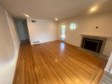 Main picture of 880 San Mateo Ct