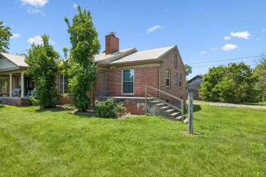 Main picture of 241 Old Rome Pike