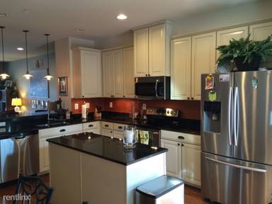 Main picture of 4607 Foster Ave