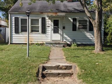 Main picture of 2109 S Taylor St