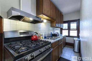 Main picture of 407 Wisconsin Ave