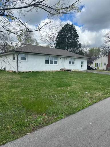 Main picture of 335 Topmiller Ave
