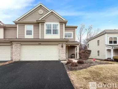 Main picture of 560 Lancaster Dr