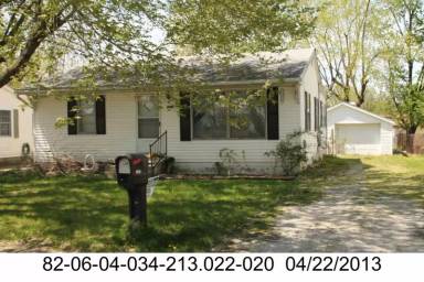 Main picture of 5810 N Kerth Ave