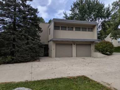 Main picture of 112 Cedar St