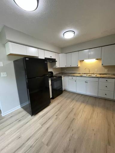 Main picture of 133 Eastvail Dr
