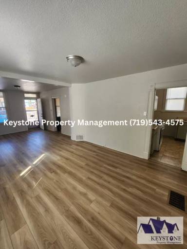 Main picture of 1118 E Routt Ave