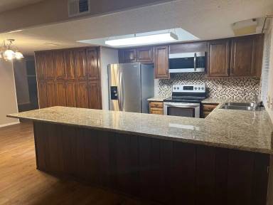Main picture of 416 Lincoln Dr