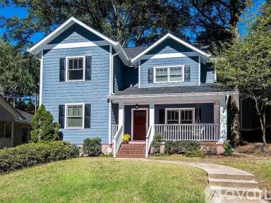 Main picture of 2039 Shenandoah Ave