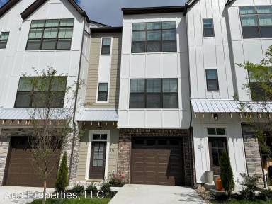 Main picture of 216 Stonecrest Cir