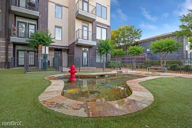 Main picture of Park West