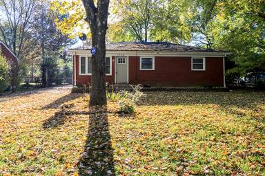 Main picture of 1626 Greyling Dr