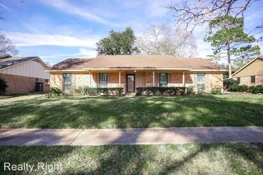 Main picture of 5934 Greenmont Dr