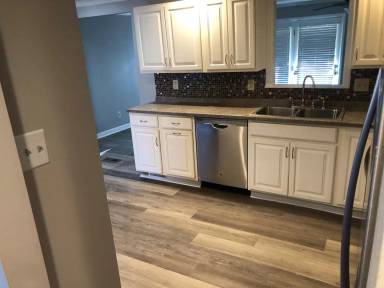 Main picture of 306 Gerrie Dr