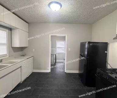 Main picture of 5025 Delaware St