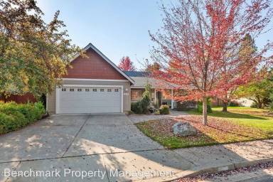Main picture of 1830 E Noble Cir