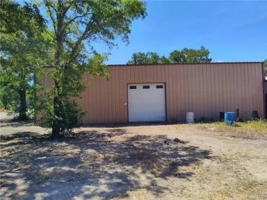 Main picture of 19219 Hog Eye Rd