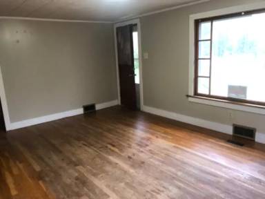 Main picture of 184 Miller St