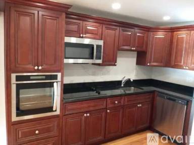 Main picture of 101 Morse St