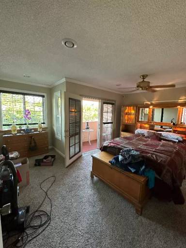 Main picture of 3128 Vesuvius Ln